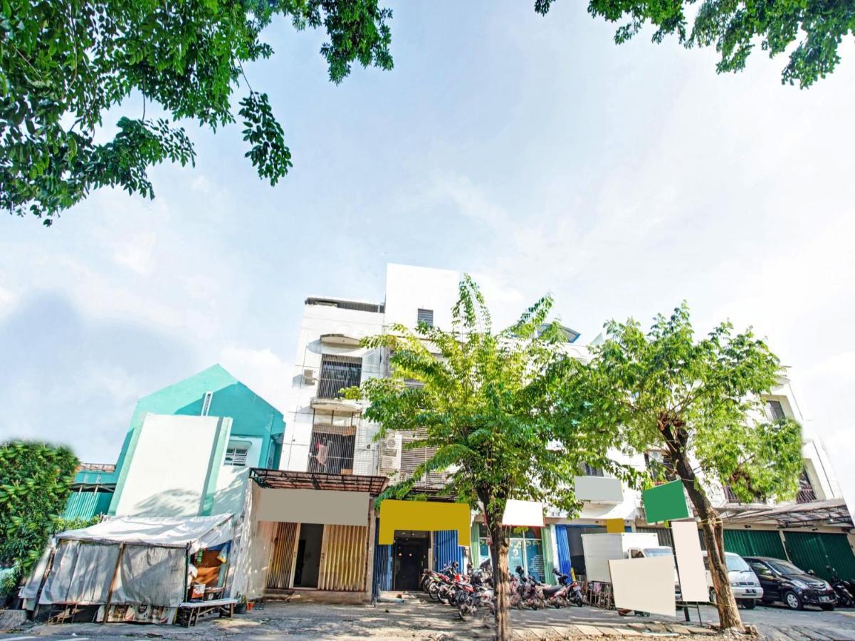 Oyo 90403 Gosepa Ngagel Hotel Surabaya Exterior photo